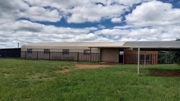 400 m² Commercial space