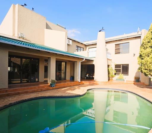 5 Bedroom House