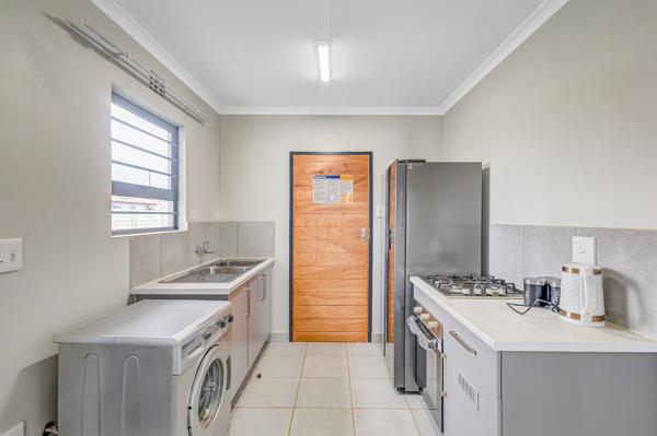 3 Bedroom HouseNaledi - View 5
