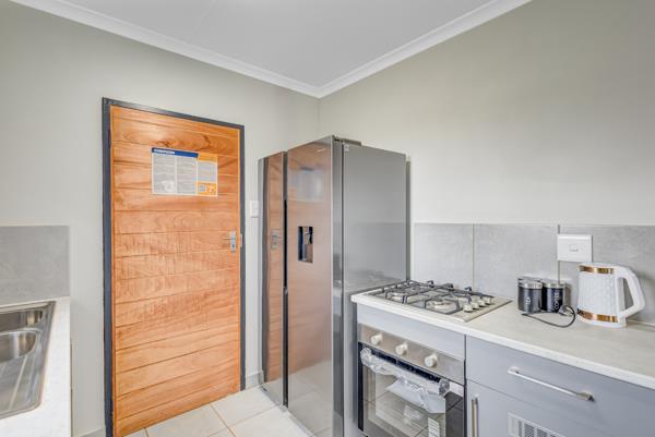 3 Bedroom HouseNaledi - View 6