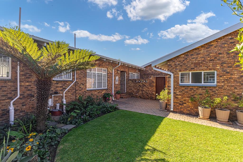 3 Bedroom Townhouse