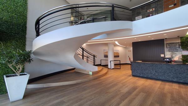 562.4 m² Commercial space