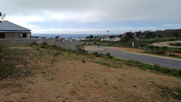 427 m² Land