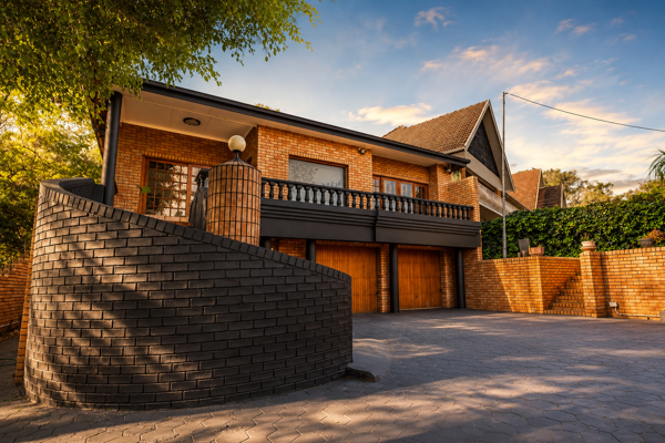 4 Bedroom House