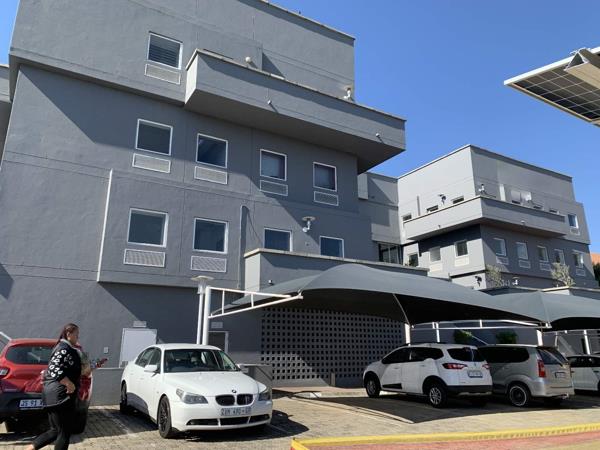 235 m² Office Space