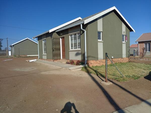2 Bedroom House