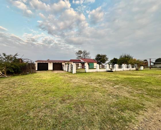 8.6 ha Smallholding