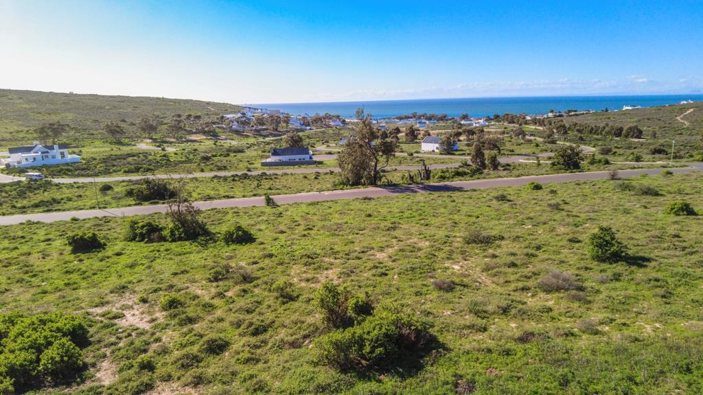 400 m² Land