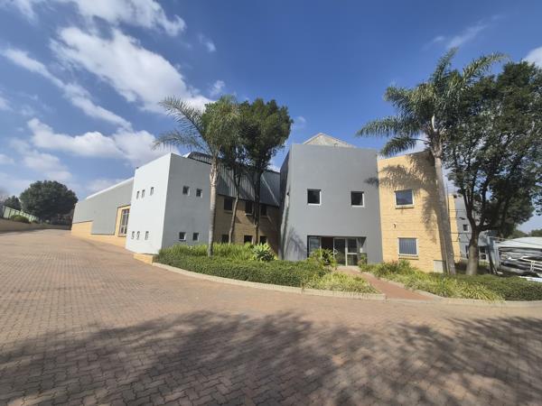 1 695 m² Industrial space
