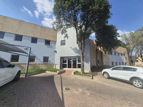 1 695 m² Industrial space
