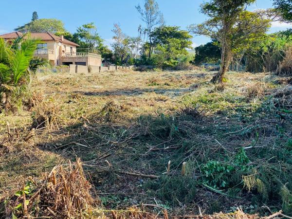 2 000 m² Land