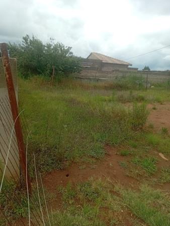 800 m² Land