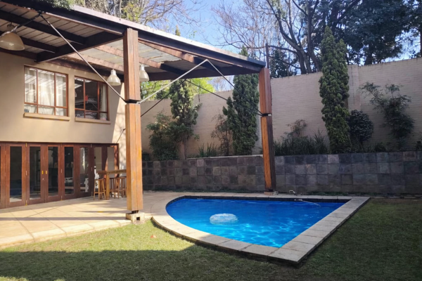 5 Bedroom House