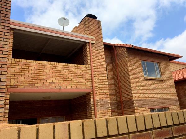 2 Bedroom Townhouse