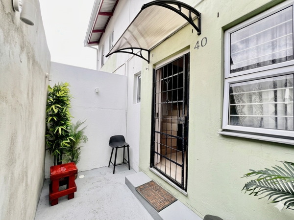 2 Bedroom Townhouse