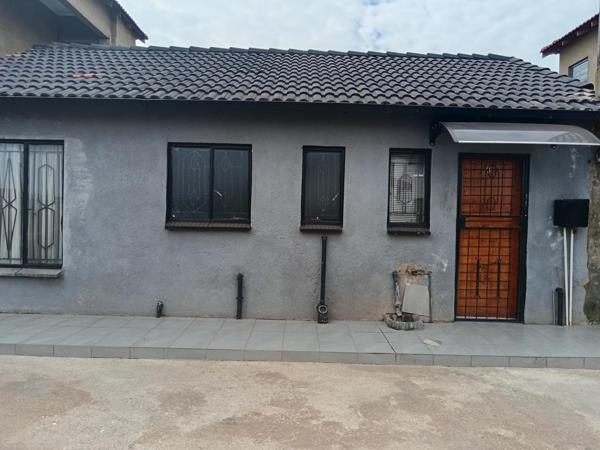 2 Bedroom House