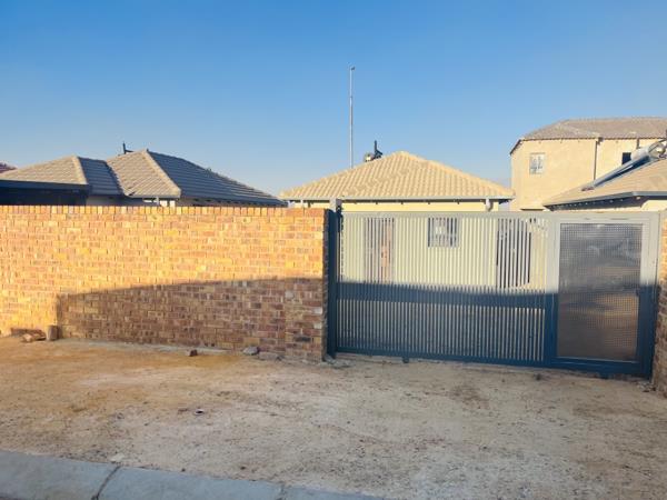 2 Bedroom House