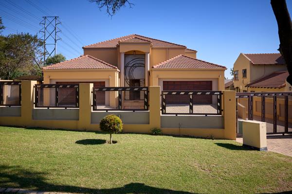 5 Bedroom House