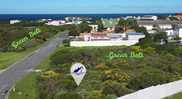 898 m² Land