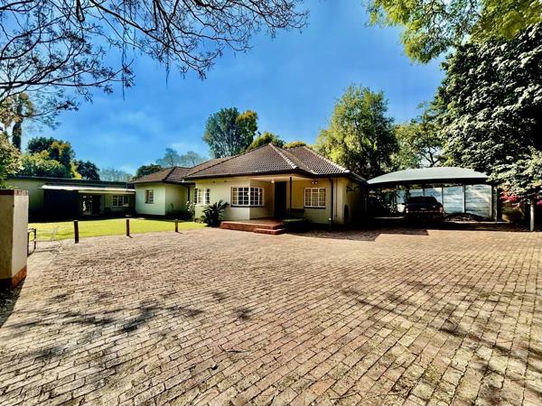 10 Bedroom House