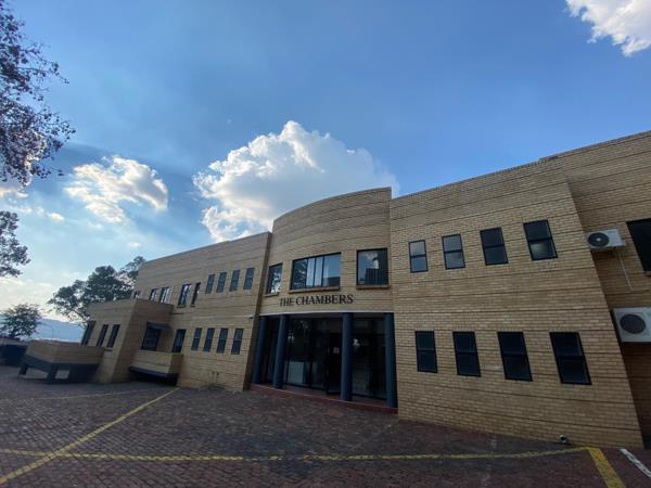 180 m² Office Space