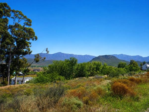 718 m² Land