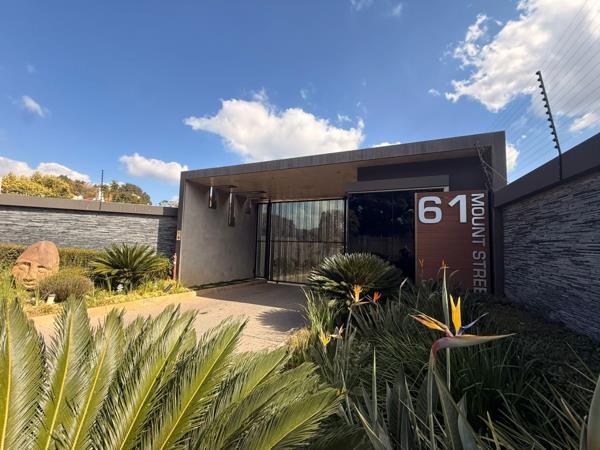 942 m² Land