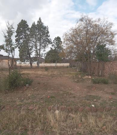 1 388 m² Land