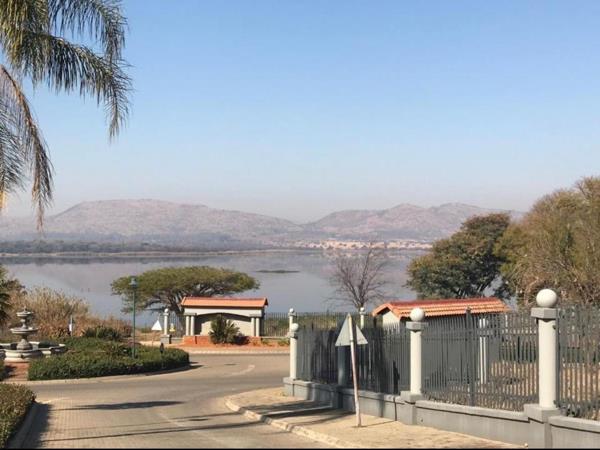 727 m² Land