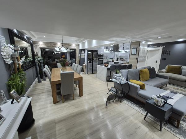 2 Bedroom Simplex