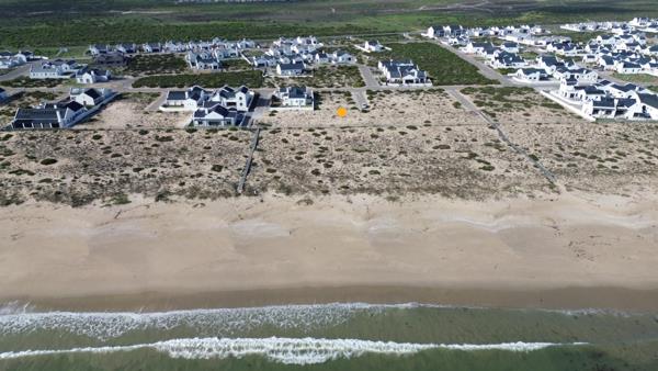 608 m² Land