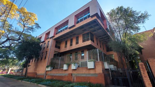 5 232 m² Office Space