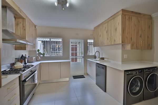3 Bedroom TownhouseRivonia – pohled 5