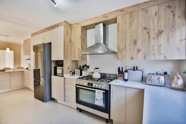 3 Bedroom TownhouseRivonia – pohled 4