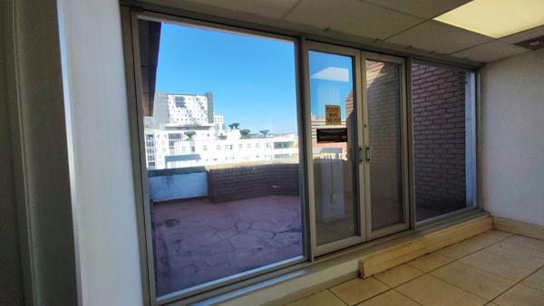 464 m² Office Space