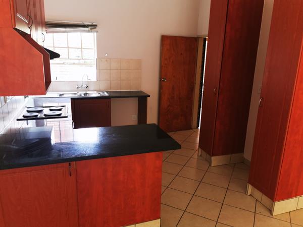 Apartment in Paramount Estate