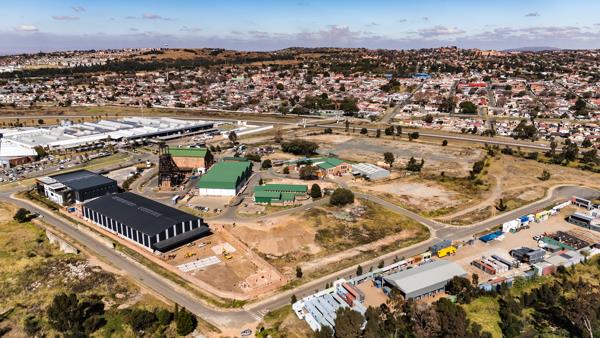 139 886 m² Industrial space