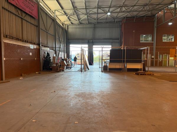 1 880 m² Industrial space