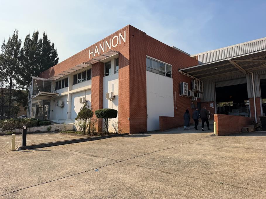 1 880 m² Industrial space