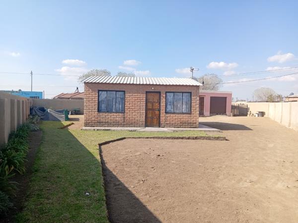 2 Bedroom House