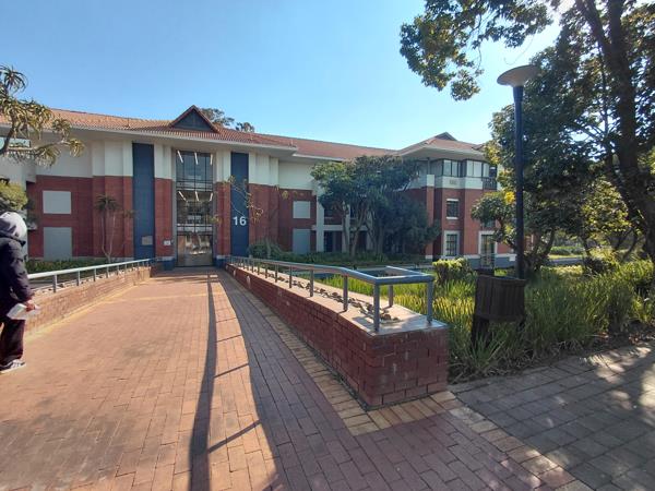 85 m² Commercial space