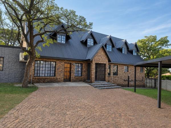 6 Bedroom House