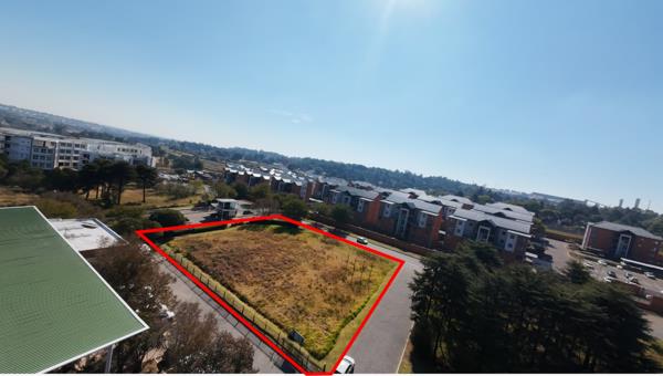 4 079 m² Land