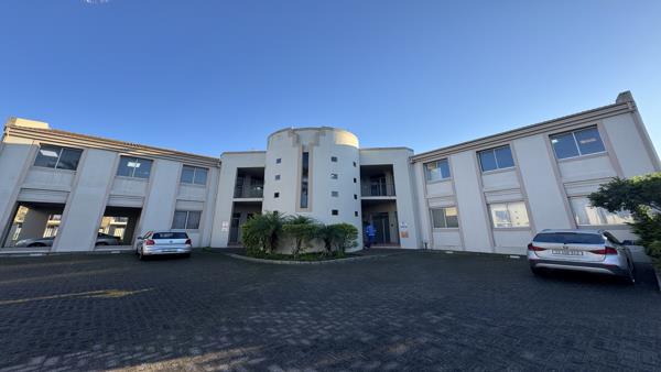 100 m² Commercial space