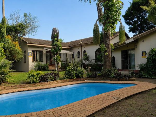 6 Bedroom House