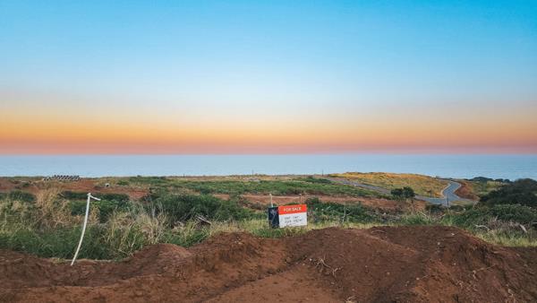 1 637 m² Land