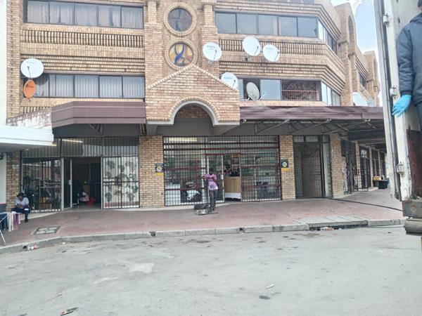 2 300 m² Commercial space