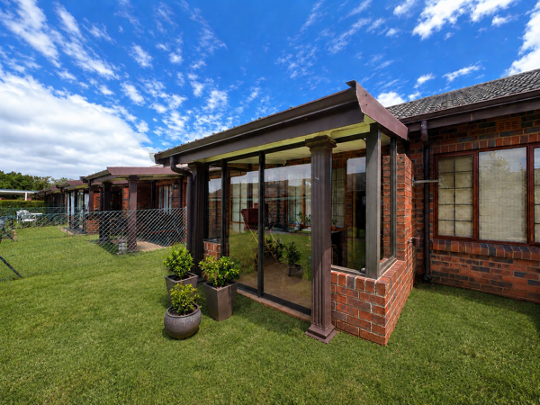 1 Bedroom House