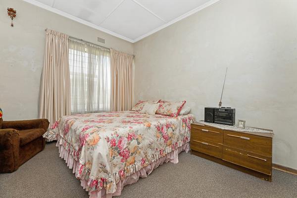1 Bedroom House