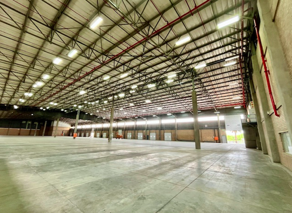 7 738 m² Industrial space